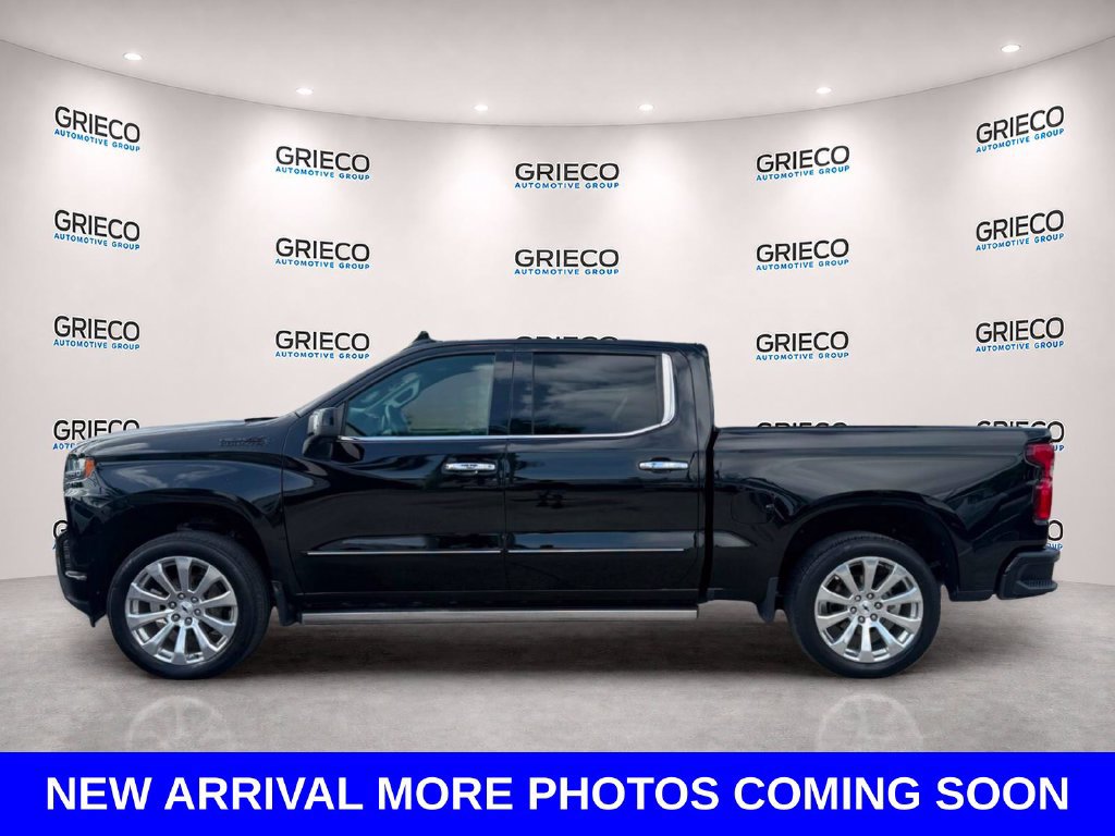 Used 2019 Chevrolet Silverado 1500 High Country w/ Technology Package AWD/4WD image 4