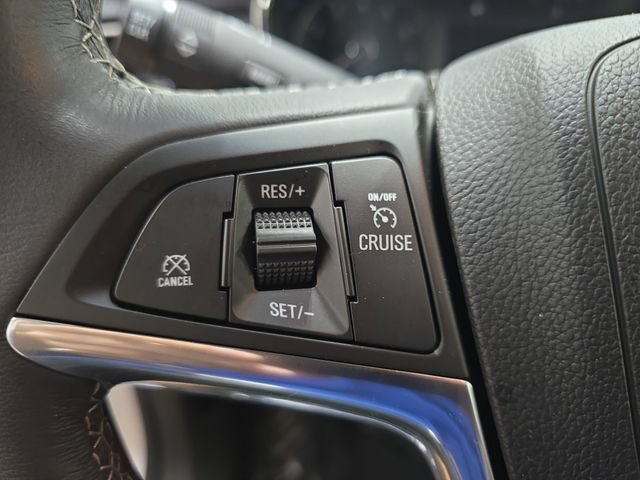 Used 2022 Buick Encore Preferred w/ Safety Package AWD/4WD image 18