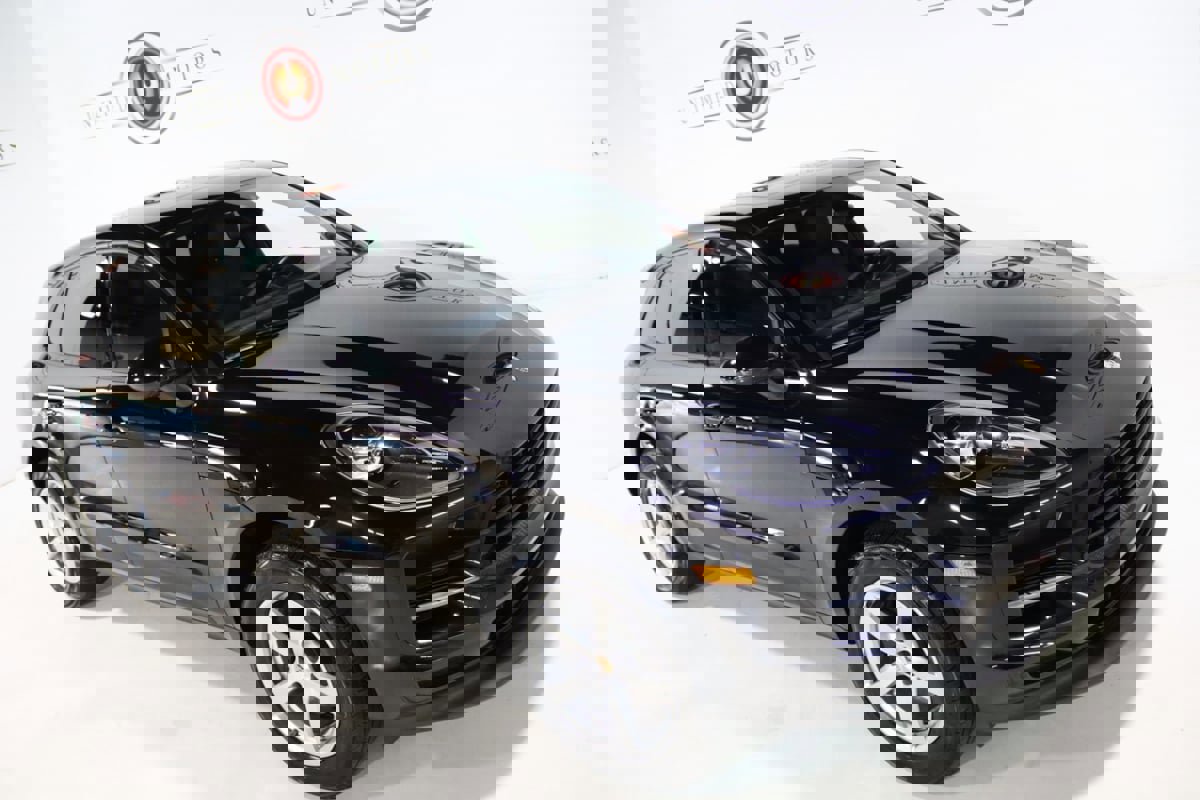 Used 2020 Porsche Macan image 28