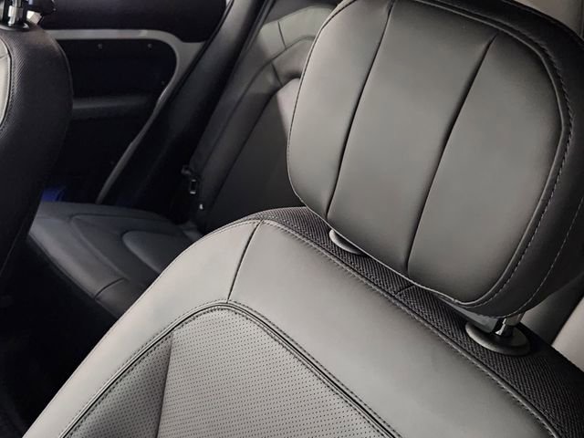 New 2026 Land Rover Defender 110 V8 image 15