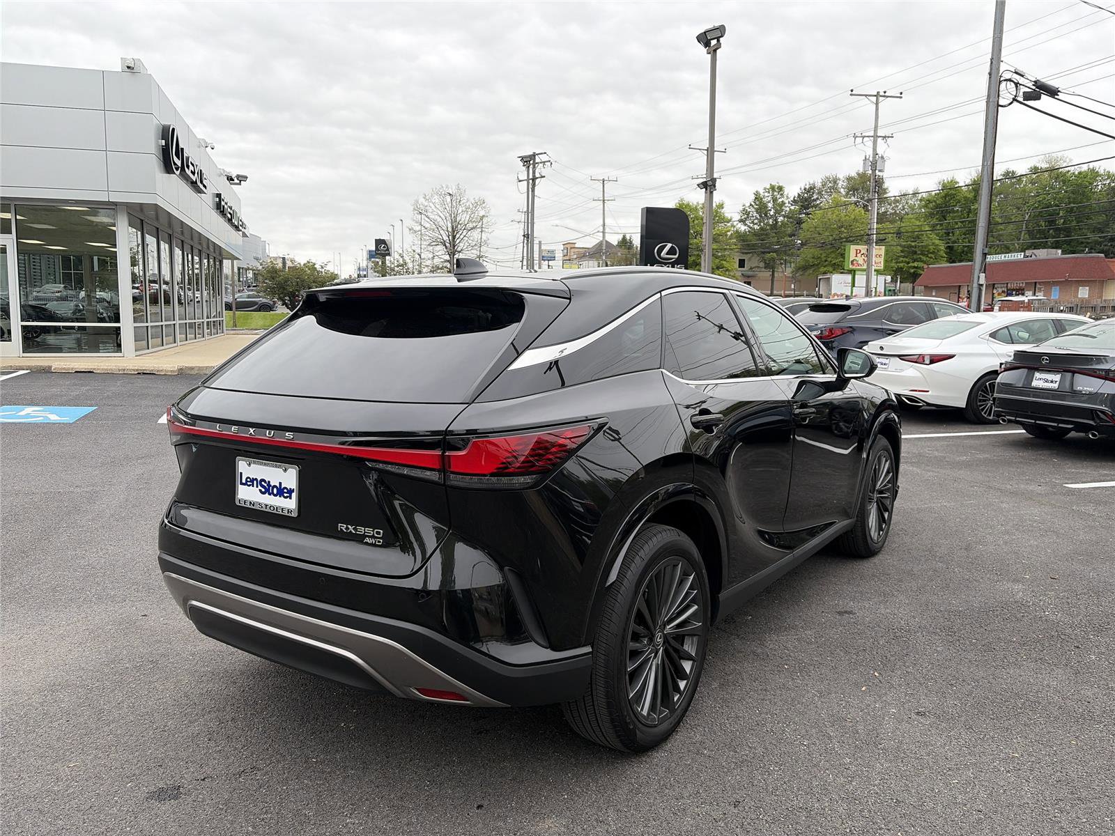 Used 2025 Lexus RX 350 Premium w/ Convenience Package AWD/4WD image 5