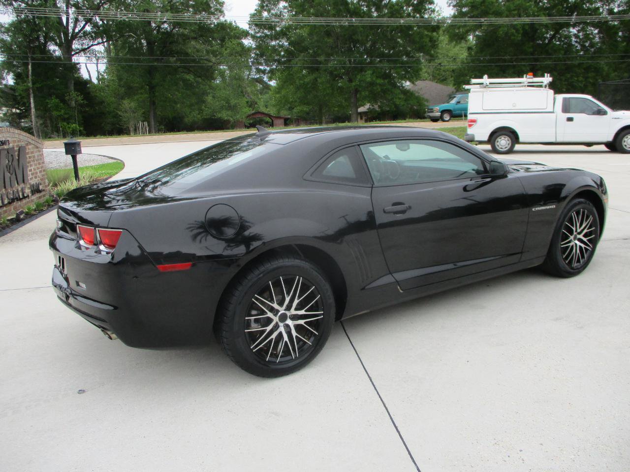Used 2010 Chevrolet Camaro LS RWD image 22