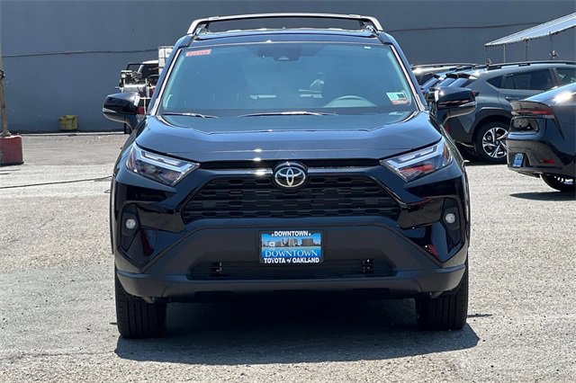 Used 2025 Toyota RAV4 XLE Premium image 3