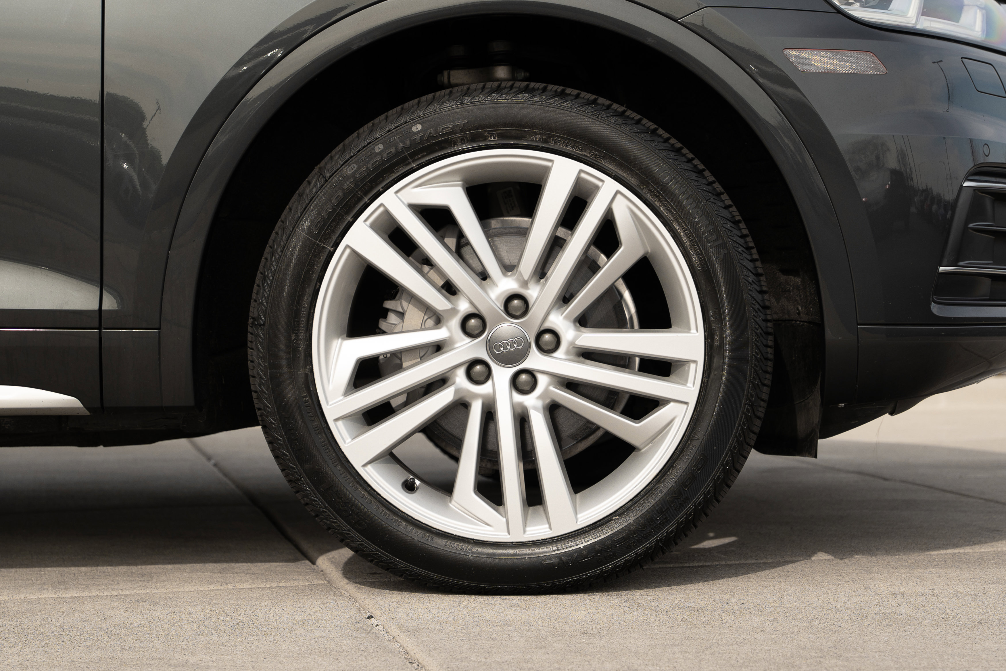 Used 2019 Audi Q5 2.0T Premium Plus w/ Premium Plus Package image 33