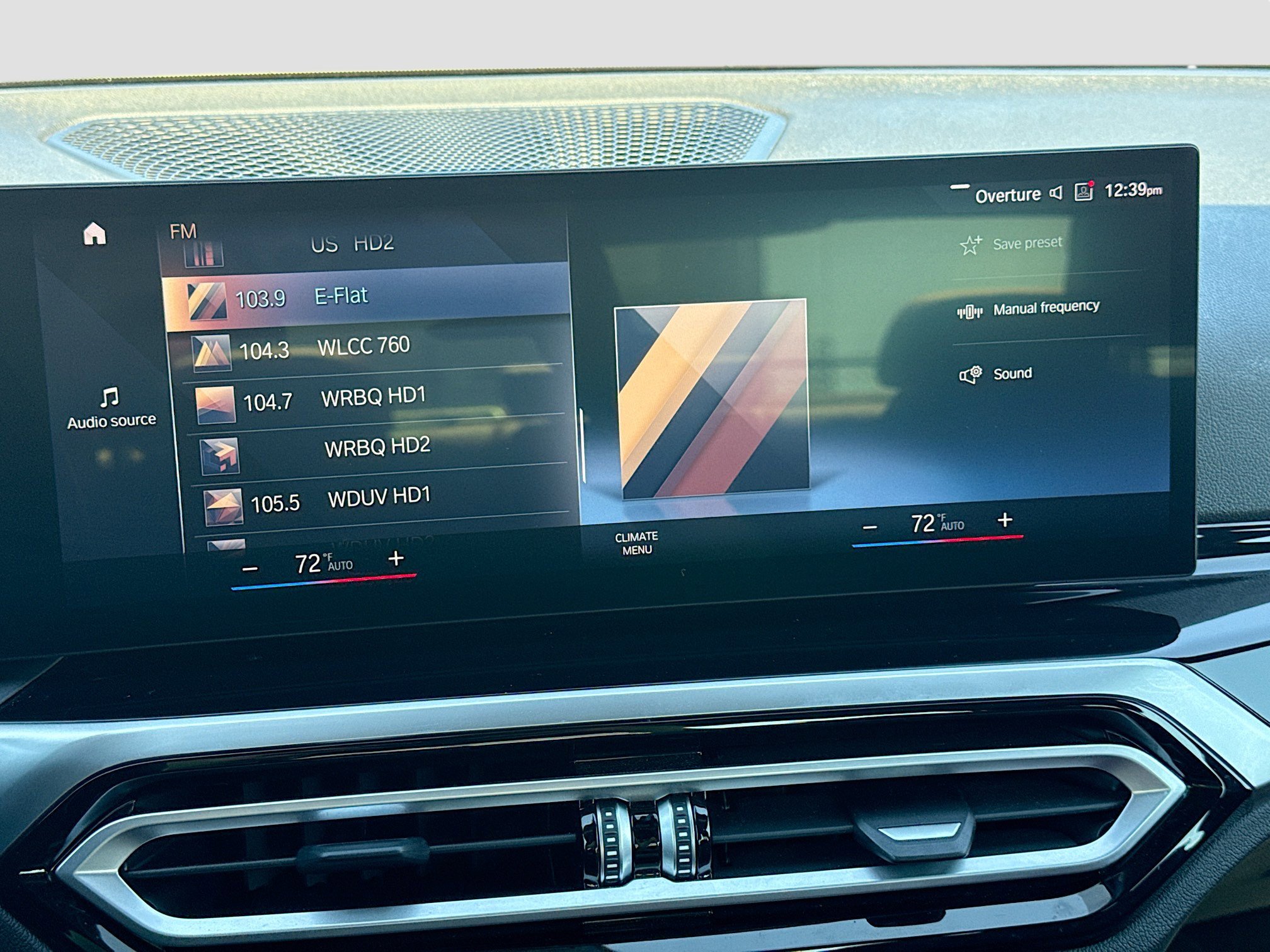 Used 2023 BMW 330i Sedan w/ Premium Package image 31