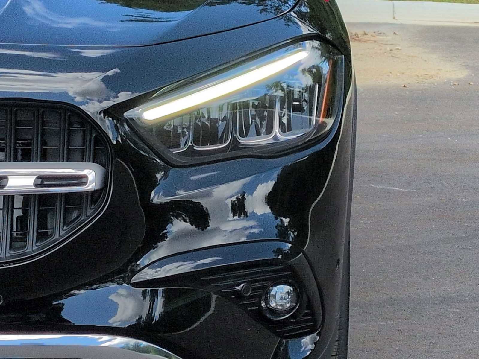 Used 2026 Mercedes-Benz GLA 250 4MATIC image 11