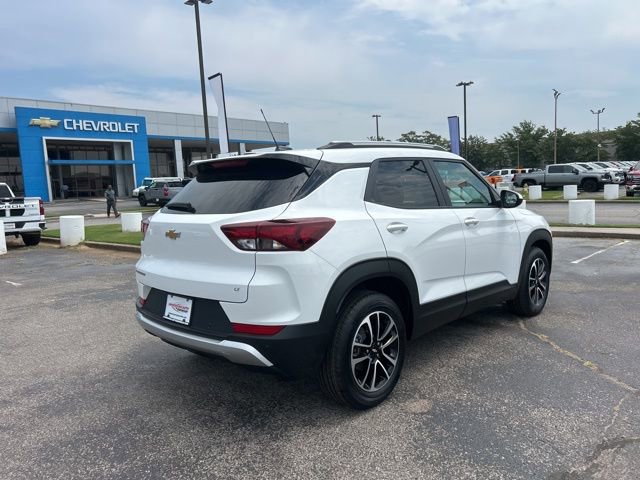 New 2026 Chevrolet TrailBlazer LT w/ Convenience Package image 3