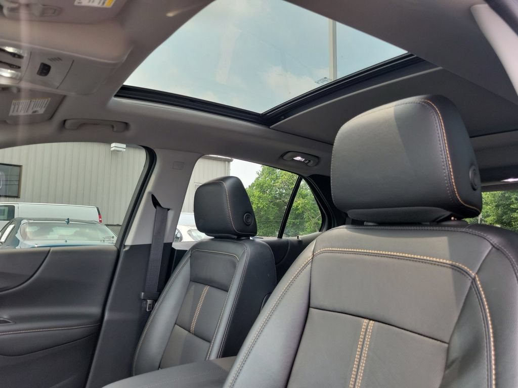 Used 2024 Chevrolet Equinox Premier AWD/4WD image 36