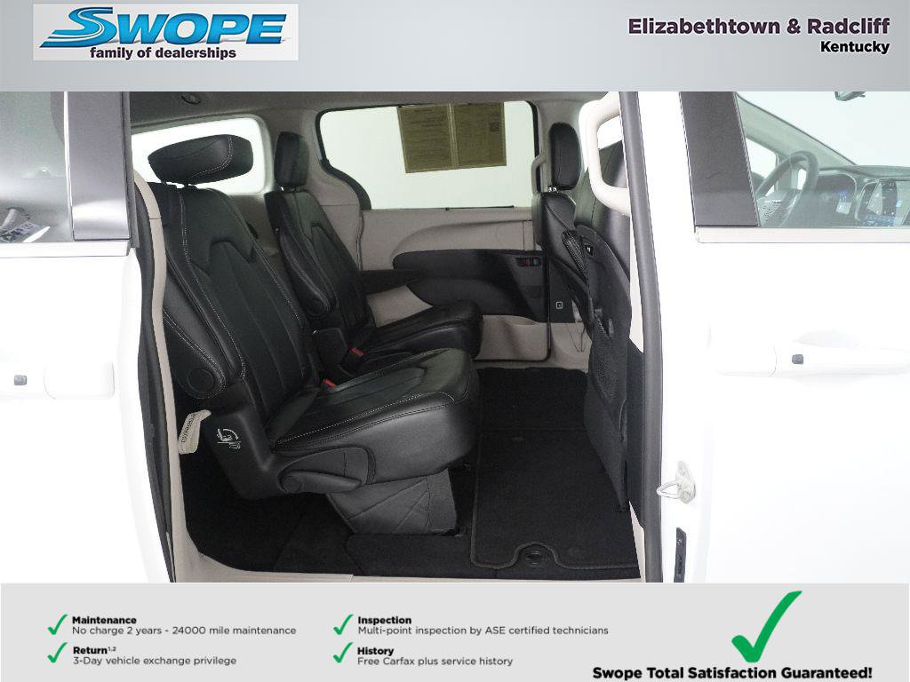 Certified 2024 Chrysler Pacifica Touring-L image 10