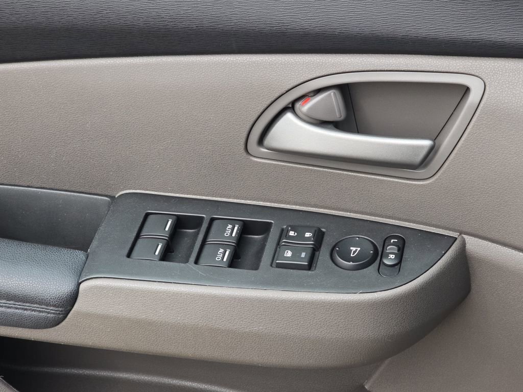 Used 2012 Honda Odyssey EX-L image 31
