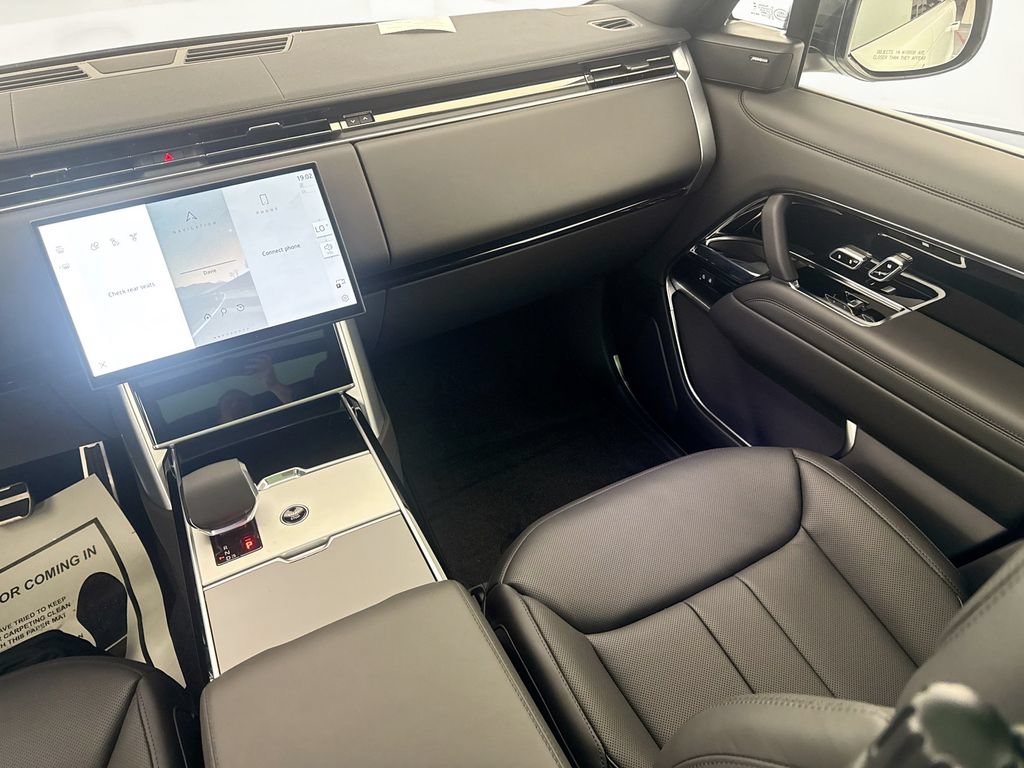 New 2026 Land Rover Range Rover SE AWD/4WD image 23