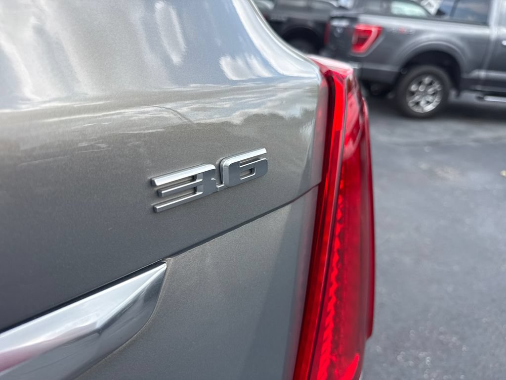 Used 2018 Cadillac XT5 AWD image 14