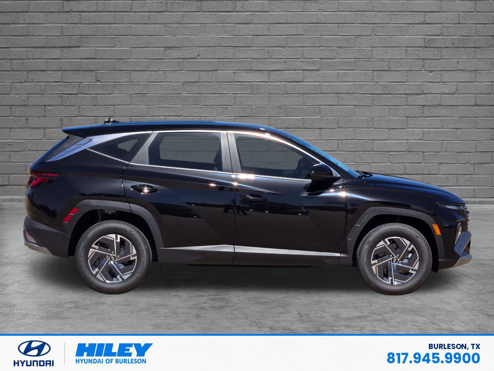 New 2026 Hyundai Tucson Blue SE AWD/4WD image 3