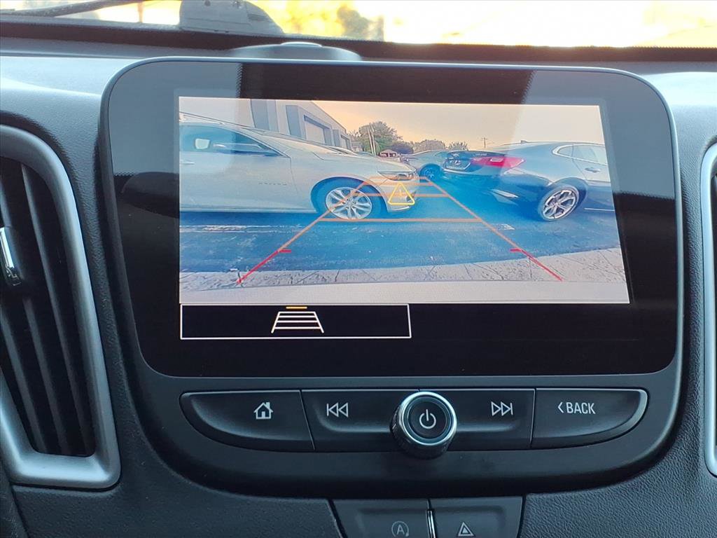 Used 2024 Chevrolet Malibu LT image 19