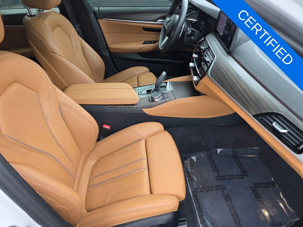Certified 2023 BMW 540i xDrive w/ M Sport Package AWD/4WD image 29
