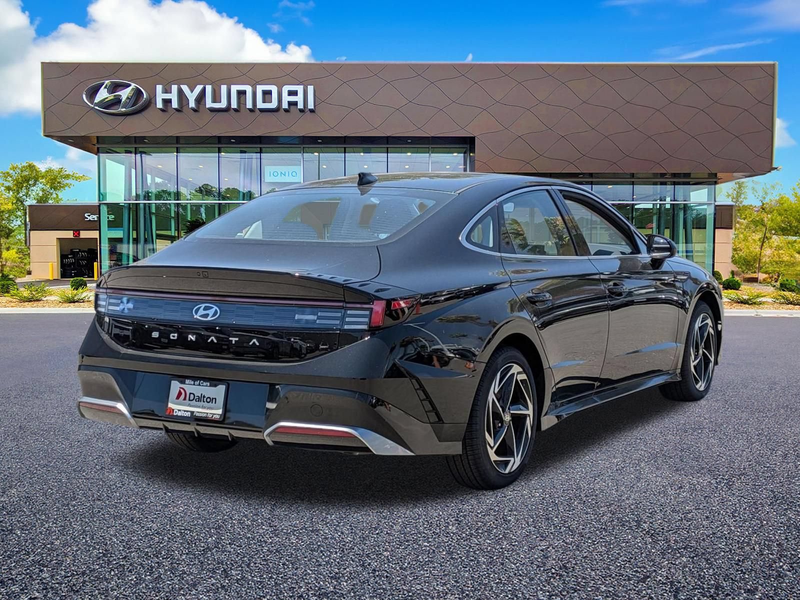 New 2026 Hyundai Sonata SEL FWD image 4