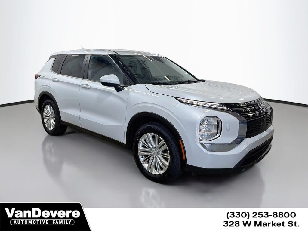 Used 2023 Mitsubishi Outlander ES