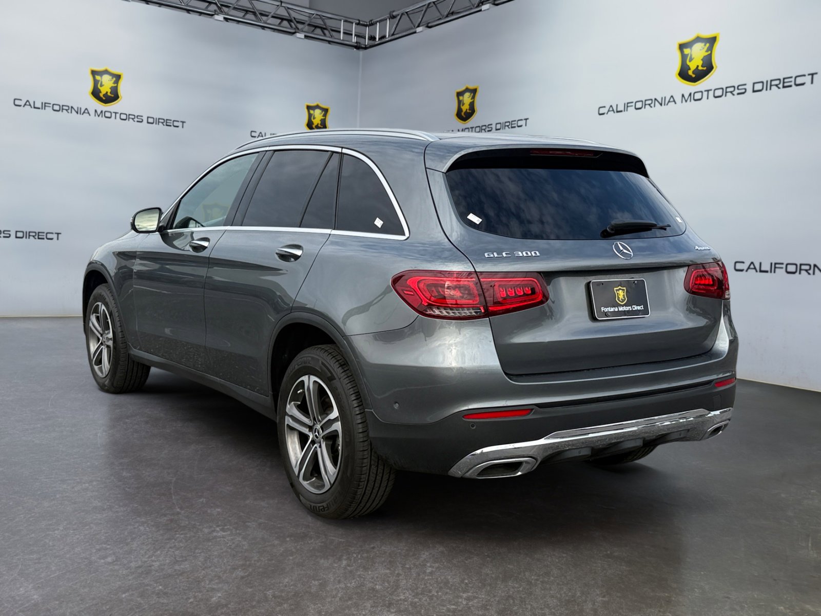 Used 2021 Mercedes-Benz GLC 300 4MATIC image 3