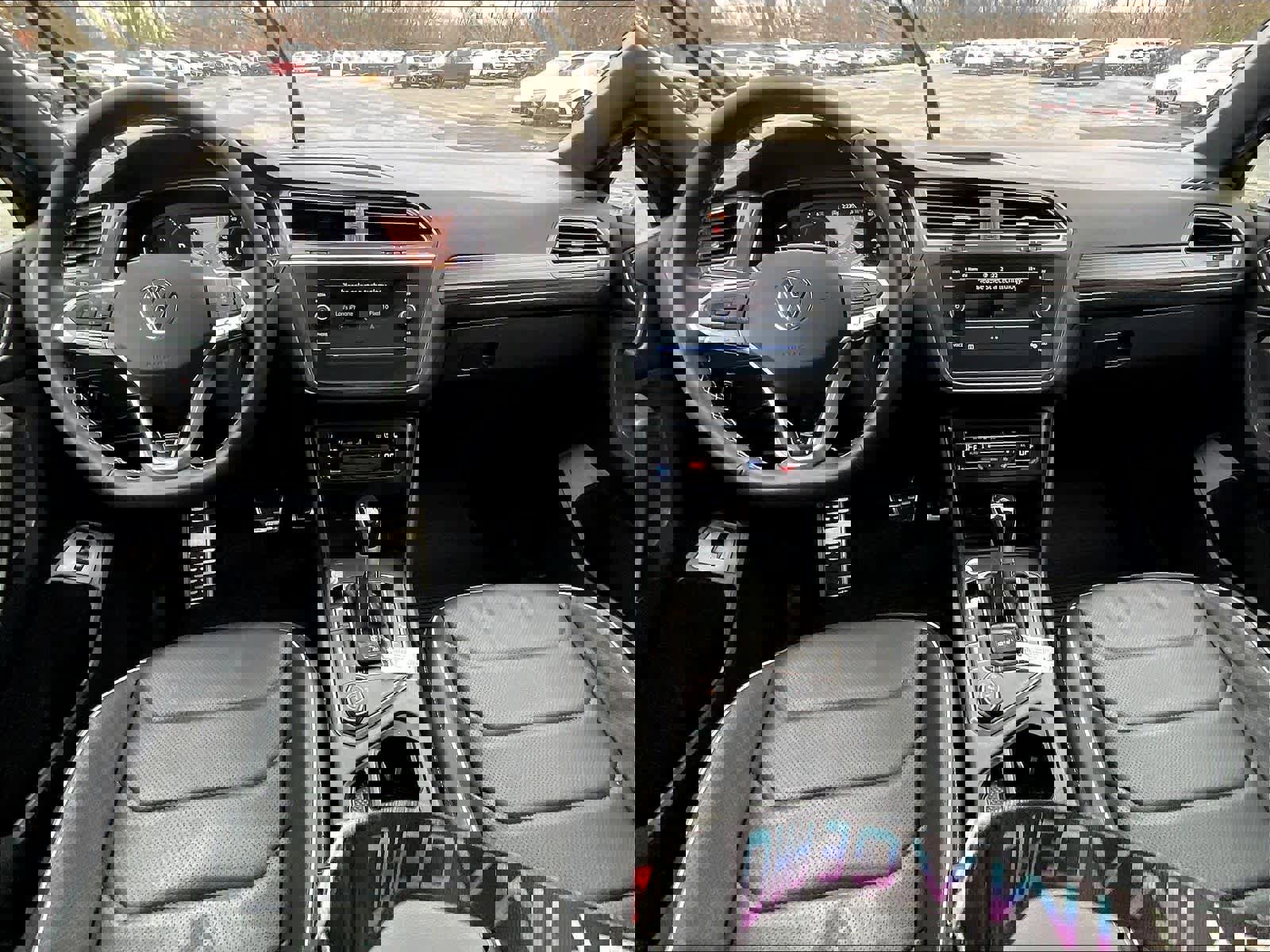 Used 2023 Volkswagen Tiguan SEL R-Line image 21