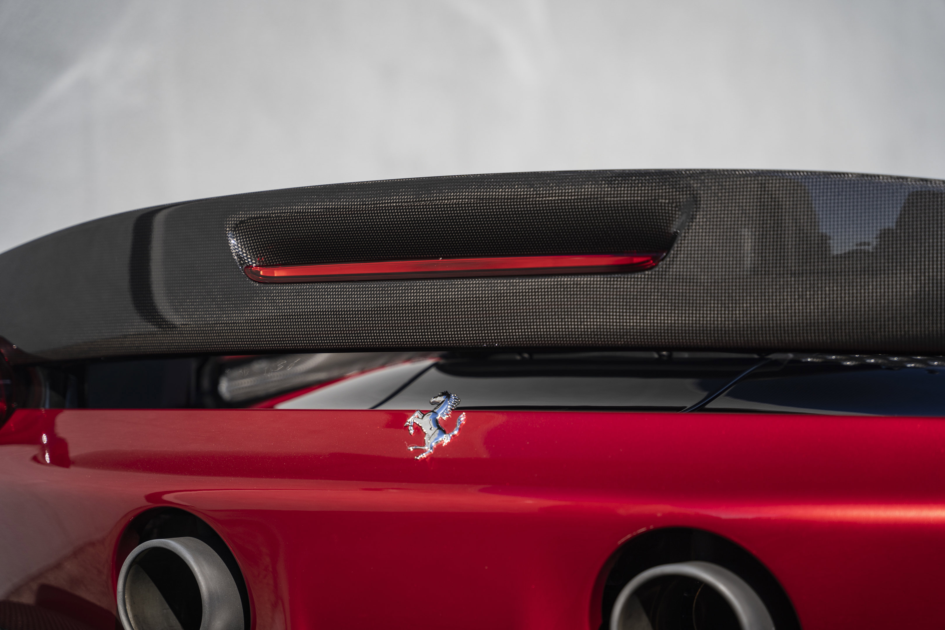 Used 2022 Ferrari SF90 Spider image 14