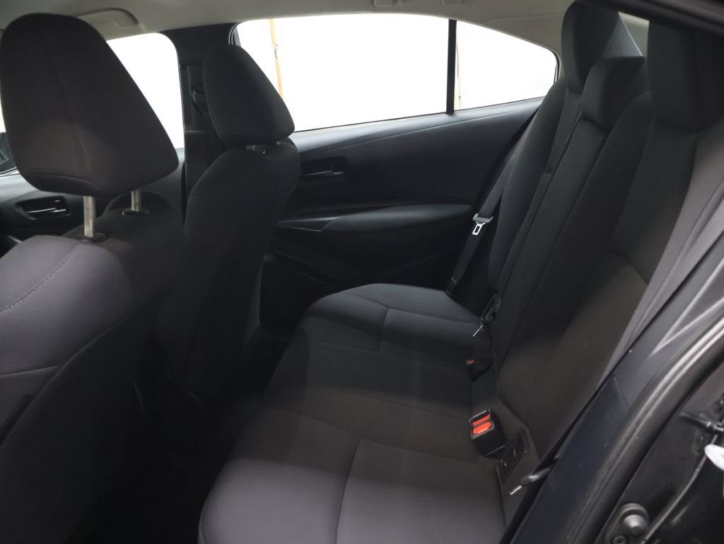 Used 2022 Toyota Corolla LE FWD image 14