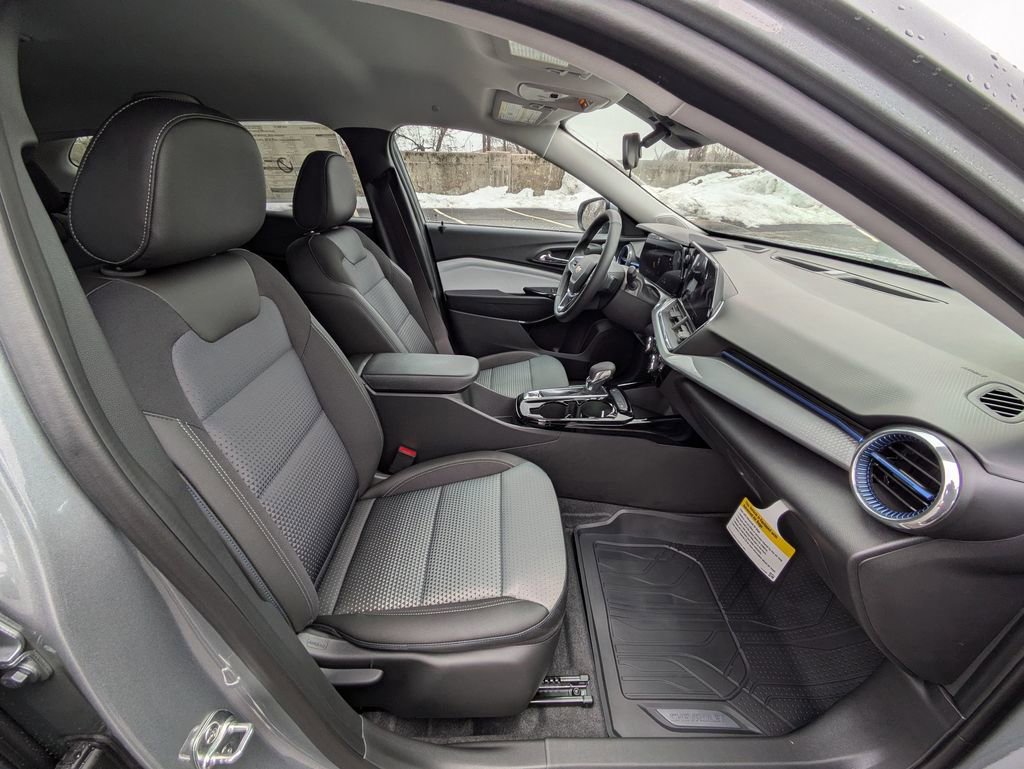 New 2026 Chevrolet Trax LT w/ Driver Confidence Package image 22
