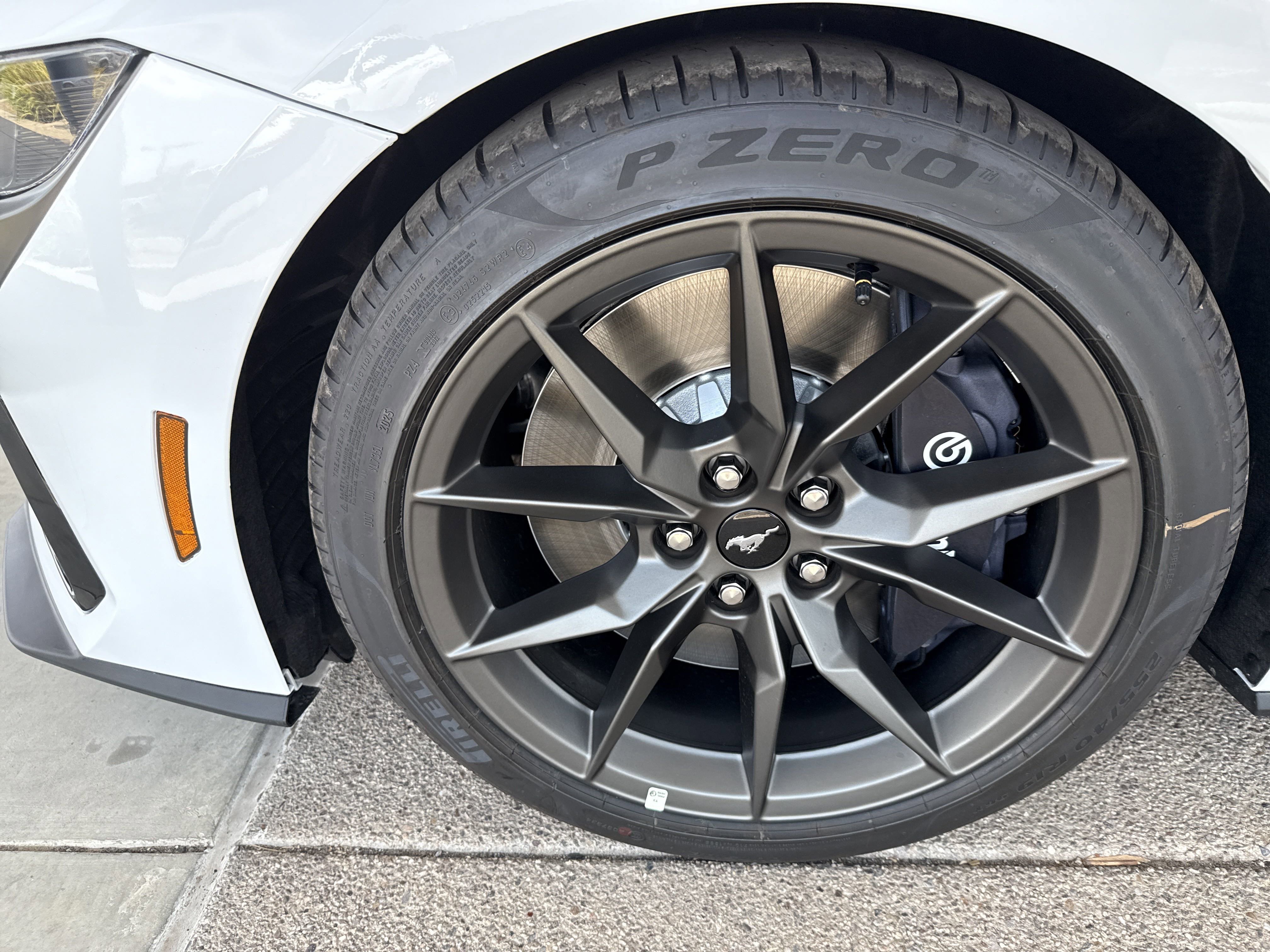 New 2025 Ford Mustang Dark Horse image 28