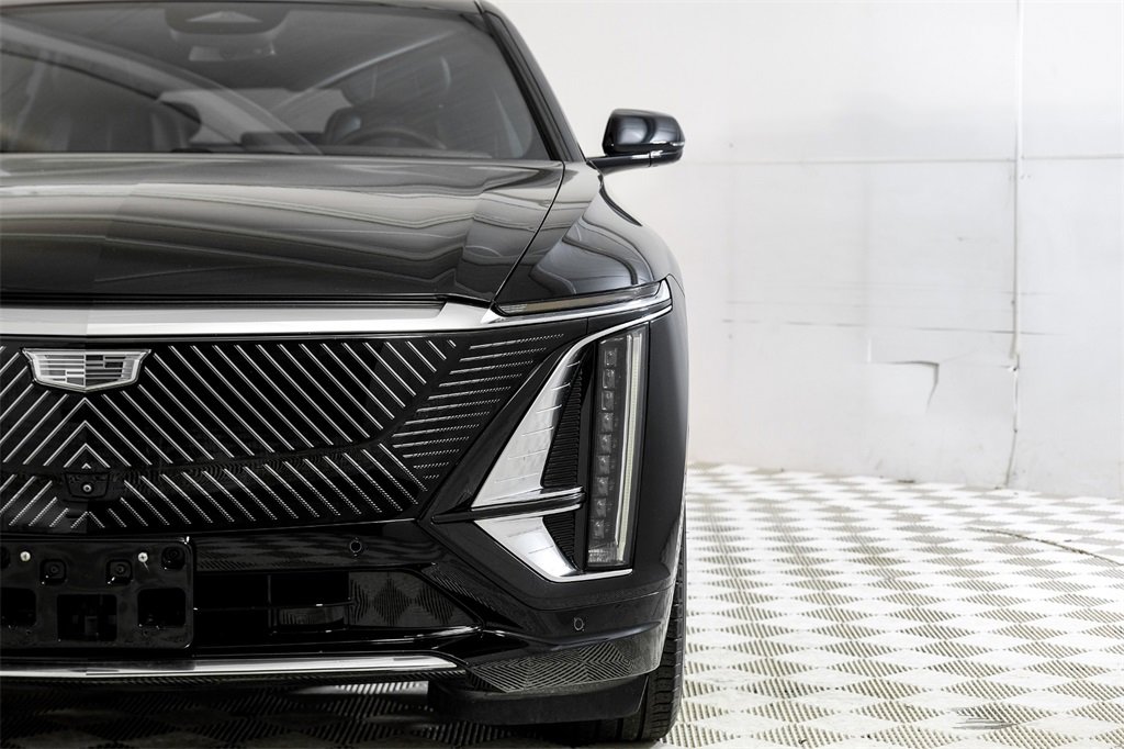 Used 2024 Cadillac Lyriq Luxury w/ LPO, Floor Liner Package image 48