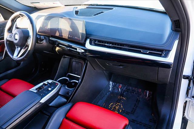 Used 2025 BMW X1 xDrive28i w/ Convenience Package image 25