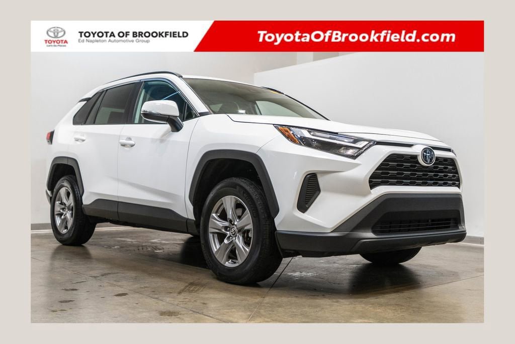 Used 2024 Toyota RAV4 XLE w/ Weather Package AWD/4WD video 1