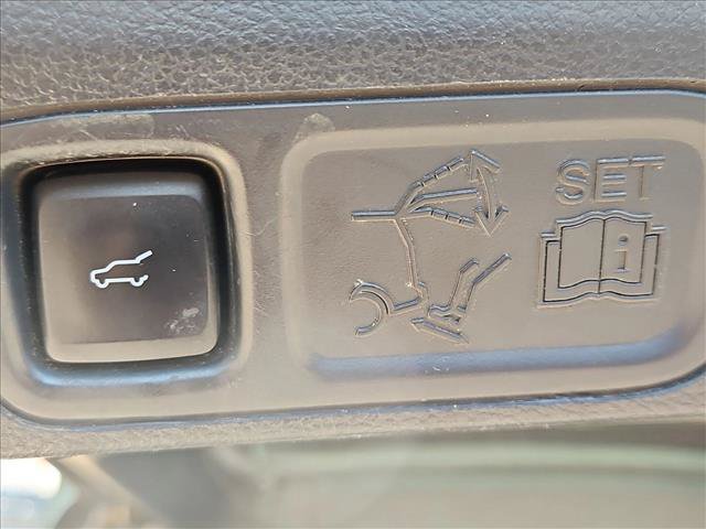 Used 2022 Ford Expedition XLT AWD/4WD image 7