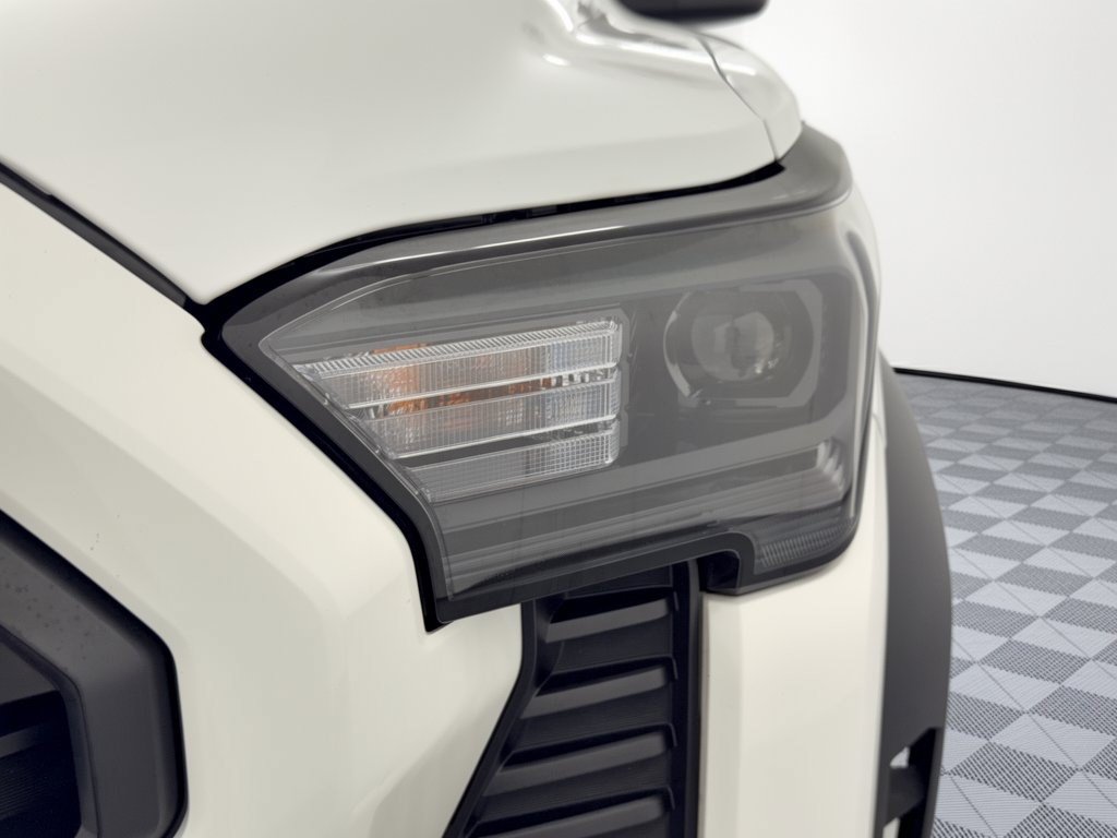 Used 2024 Toyota Tacoma TRD Off-Road AWD/4WD image 12