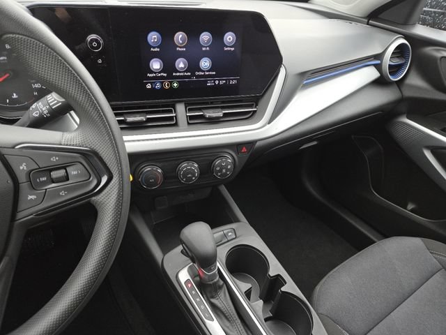 Certified 2024 Chevrolet Trax LS FWD image 32
