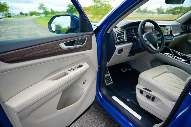 New 2026 Volkswagen Atlas SEL Premium R-Line image 6