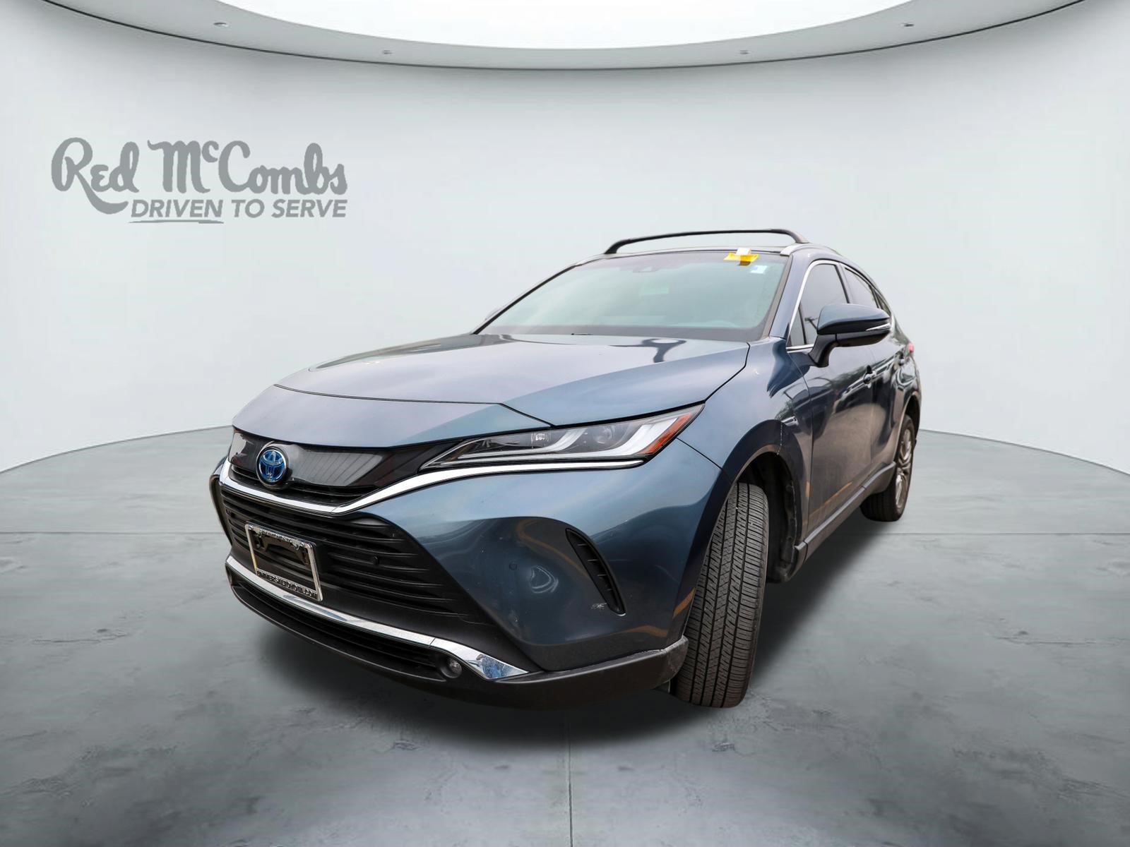 Certified 2024 Toyota Venza XLE AWD/4WD image 1