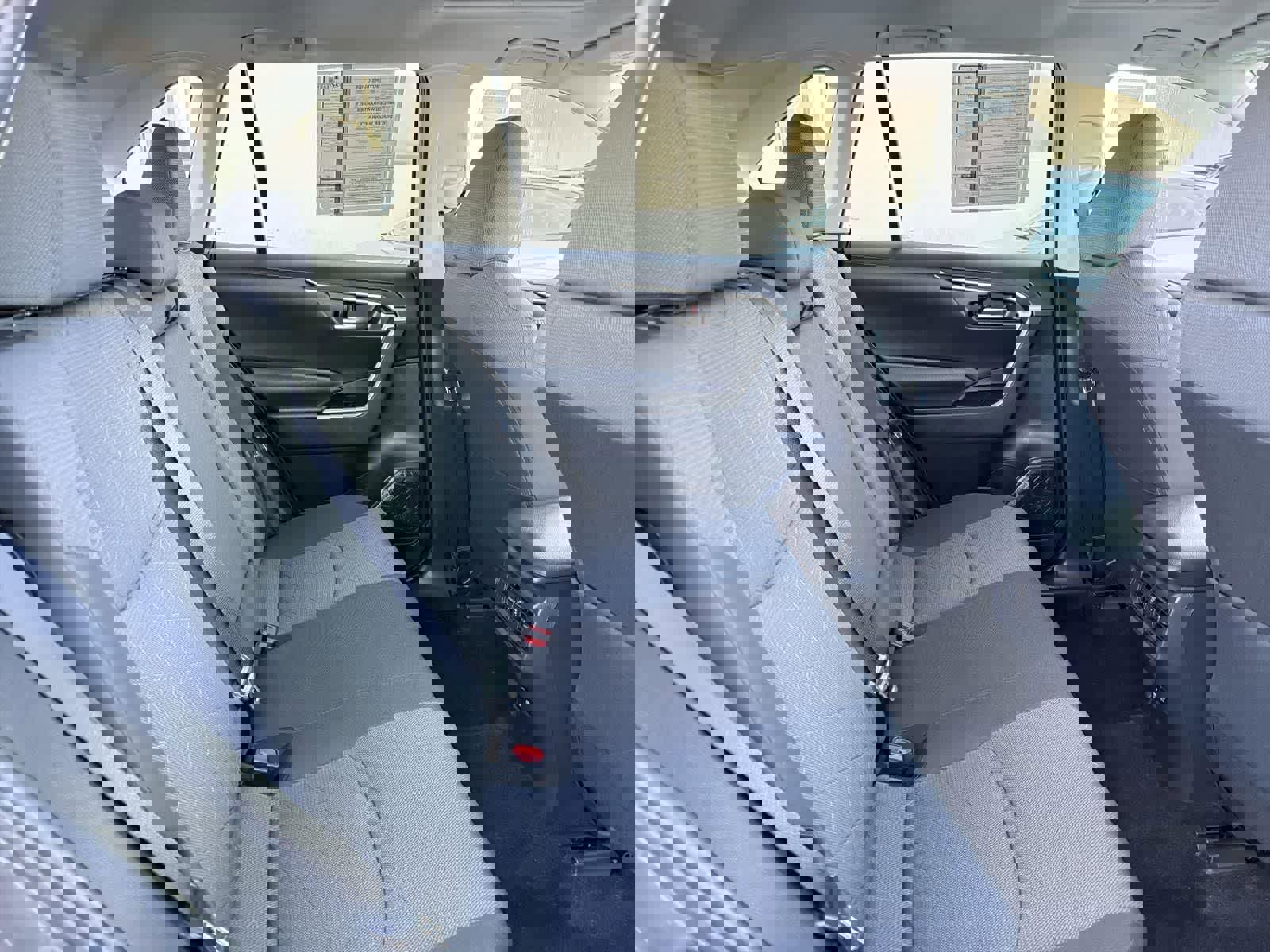 Used 2020 Toyota RAV4 XLE image 34