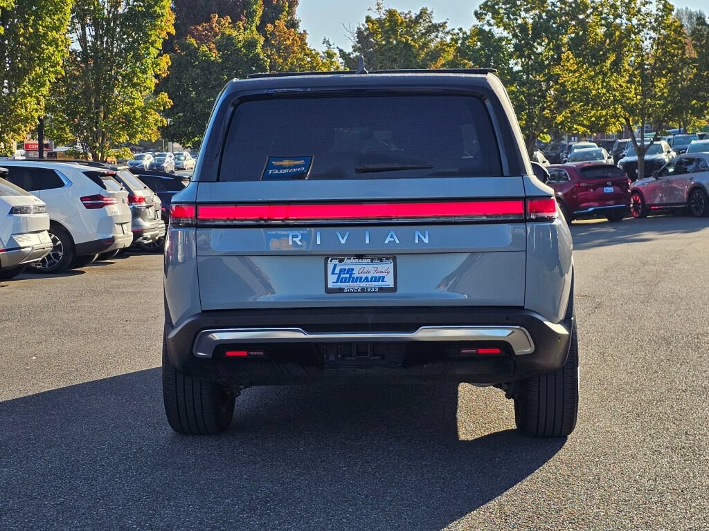 Used 2025 Rivian R1S Adventure Dual AWD/4WD image 6
