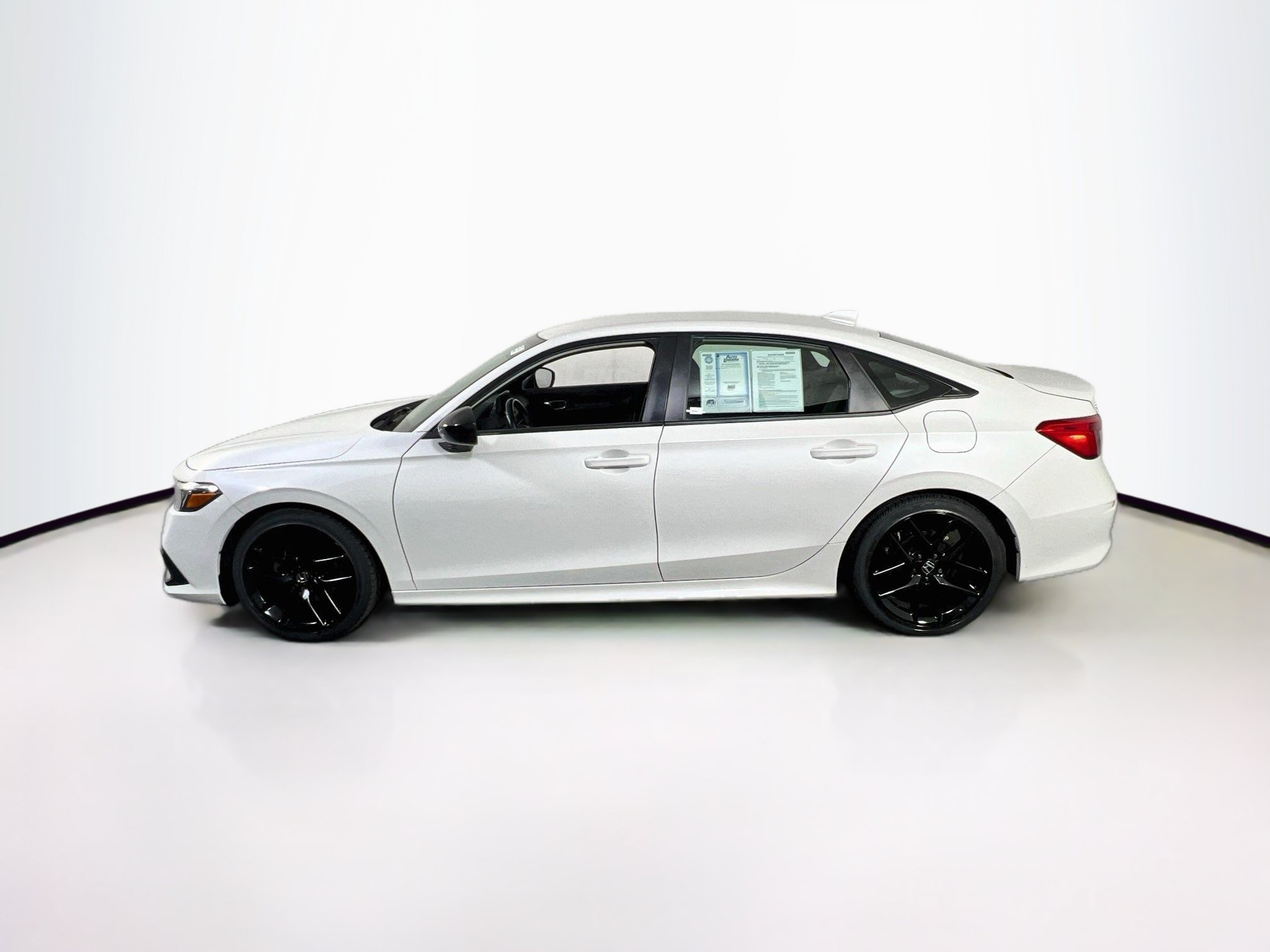 Used 2023 Honda Civic Sport image 8