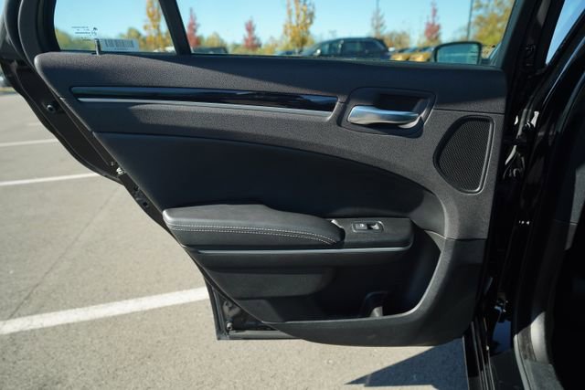 Used 2023 Chrysler 300 S image 18