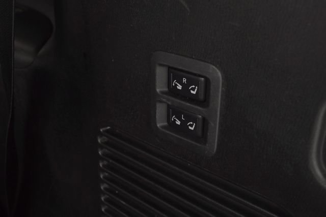 Used 2016 INFINITI QX80 4WD w/ Driver's Assistance Package image 24