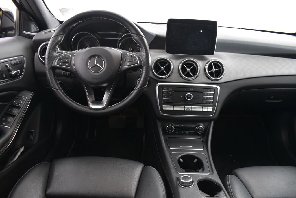 Used 2018 Mercedes-Benz GLA 250 4MATIC image 16