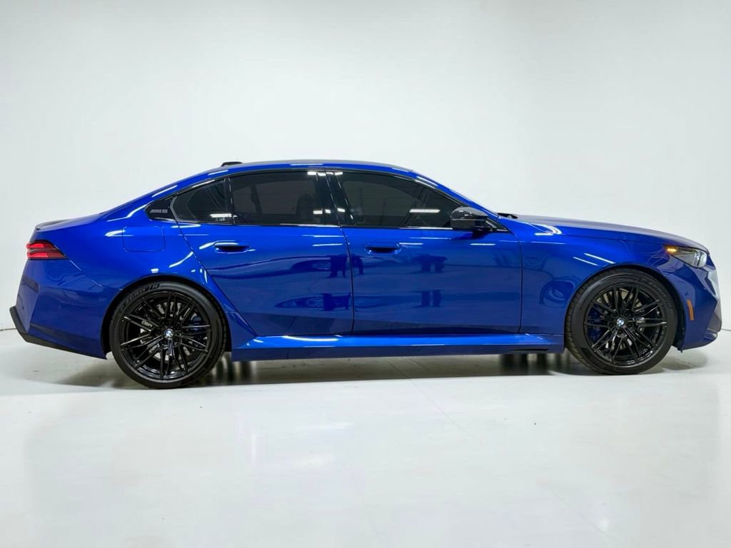 Used 2025 BMW M5 w/ Executive Package AWD/4WD image 13
