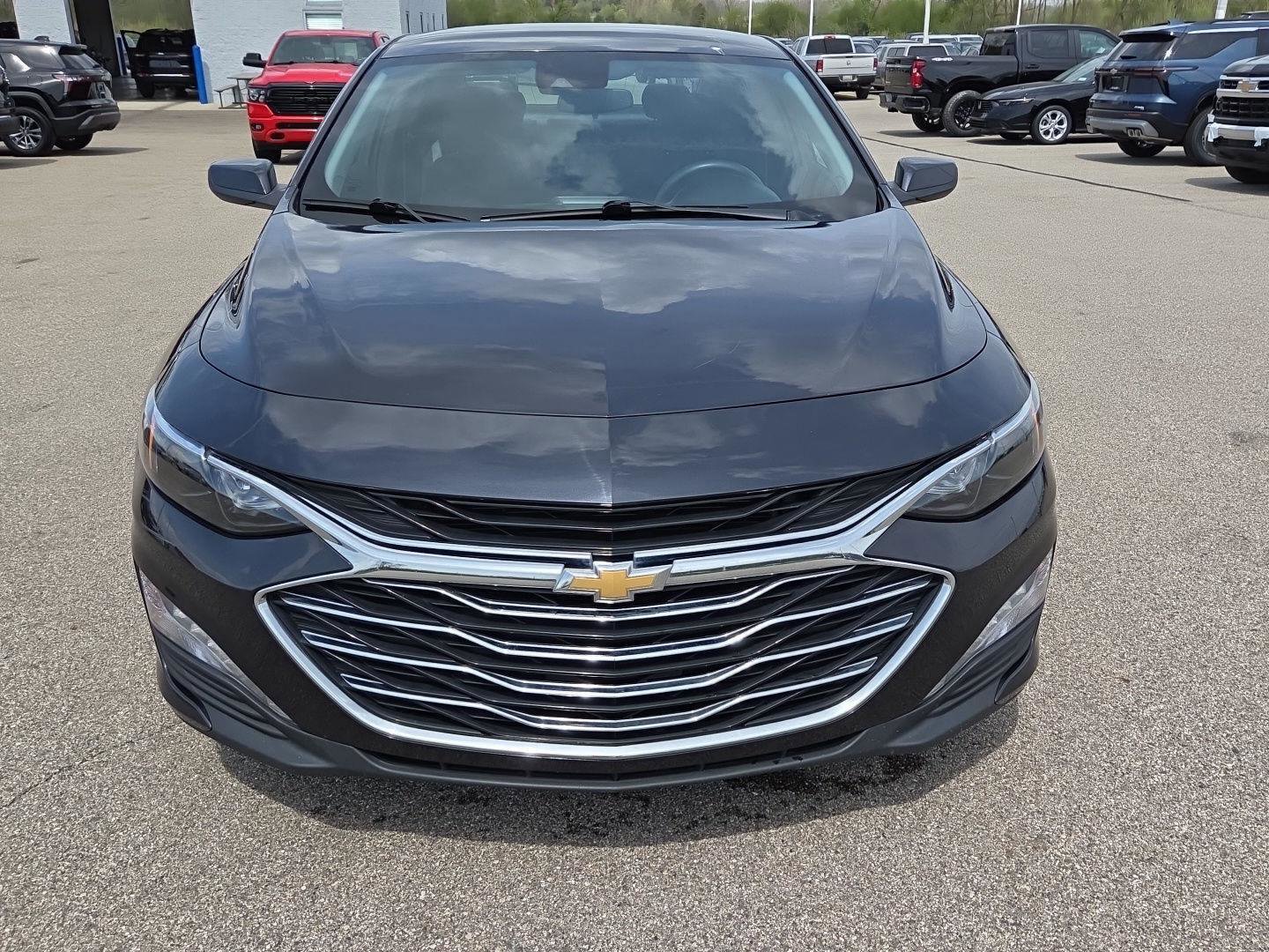Used 2023 Chevrolet Malibu LT FWD image 9