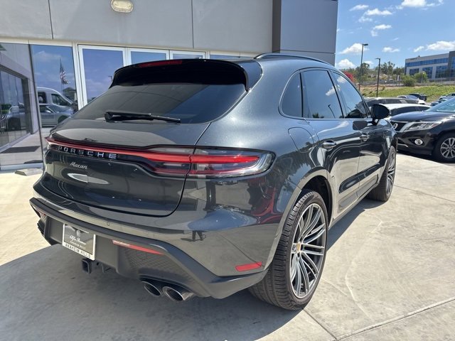 Used 2024 Porsche Macan w/ Premium Plus Package image 7