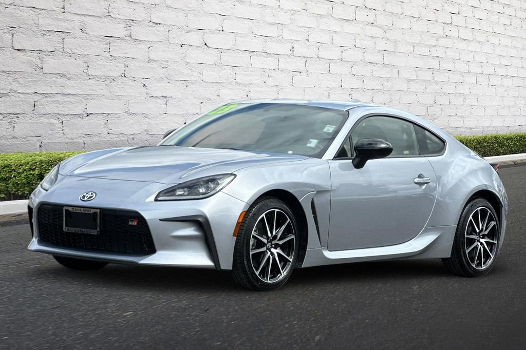 Used 2023 Toyota GR86 image 8
