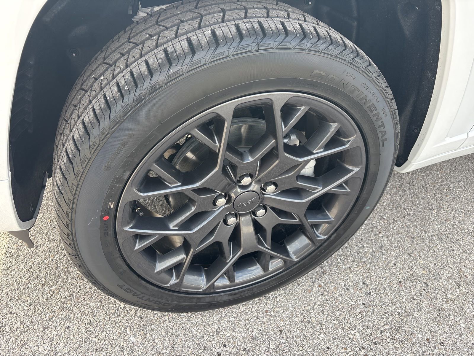 New 2025 Jeep Grand Cherokee Summit image 25