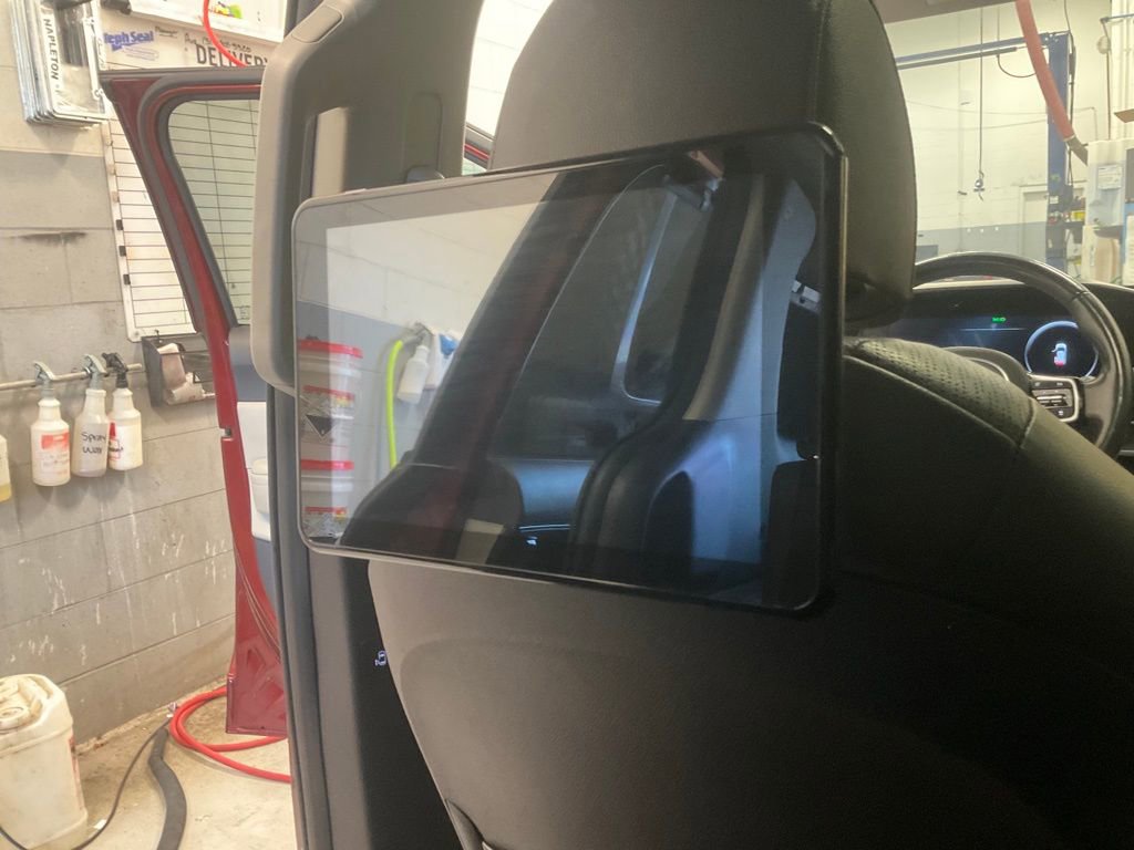 Used 2023 Kia Carnival SX Prestige image 36