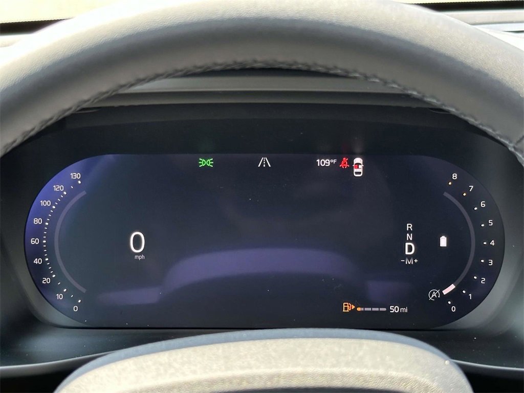 New 2026 Volvo XC40 B4 Plus w/ Climate Package image 10