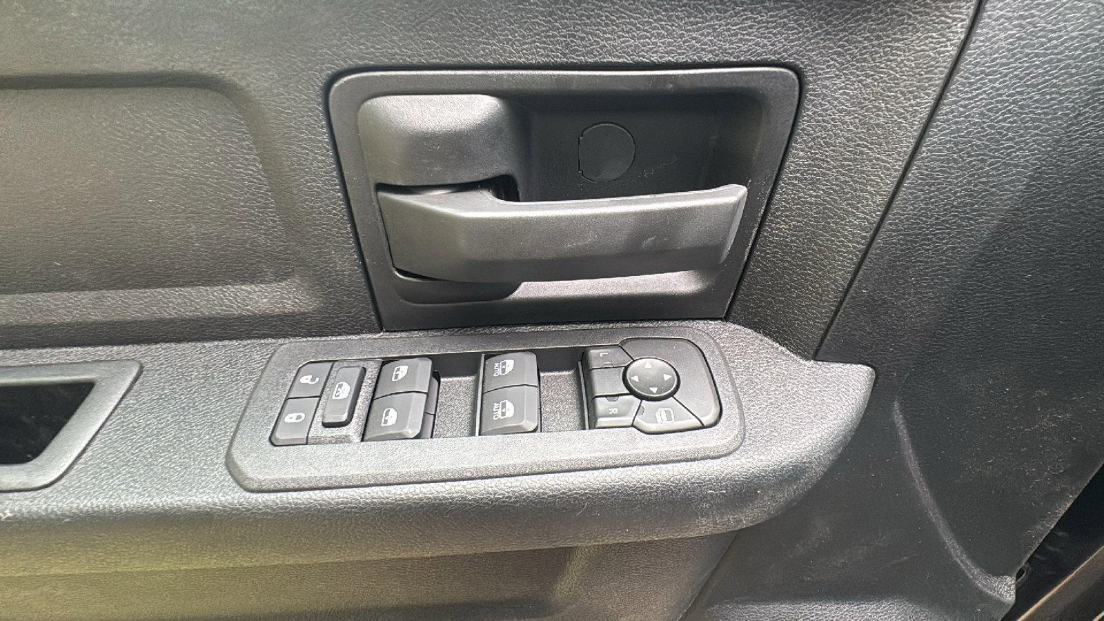 New 2026 RAM 5500 Tradesman AWD/4WD image 12
