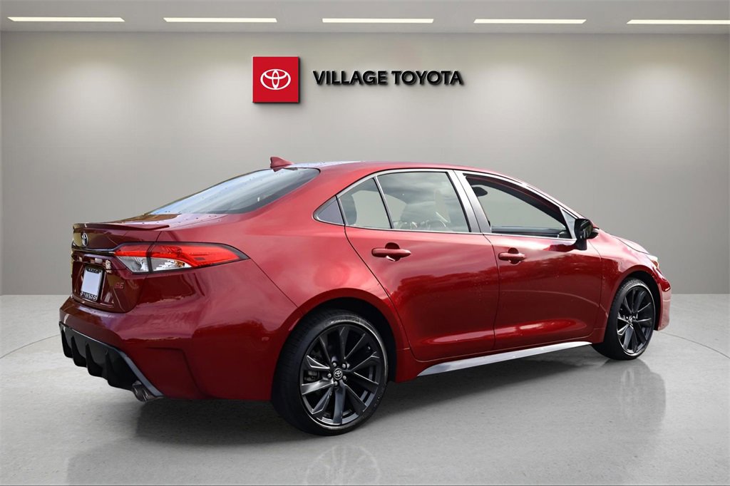 Certified 2023 Toyota Corolla SE image 4